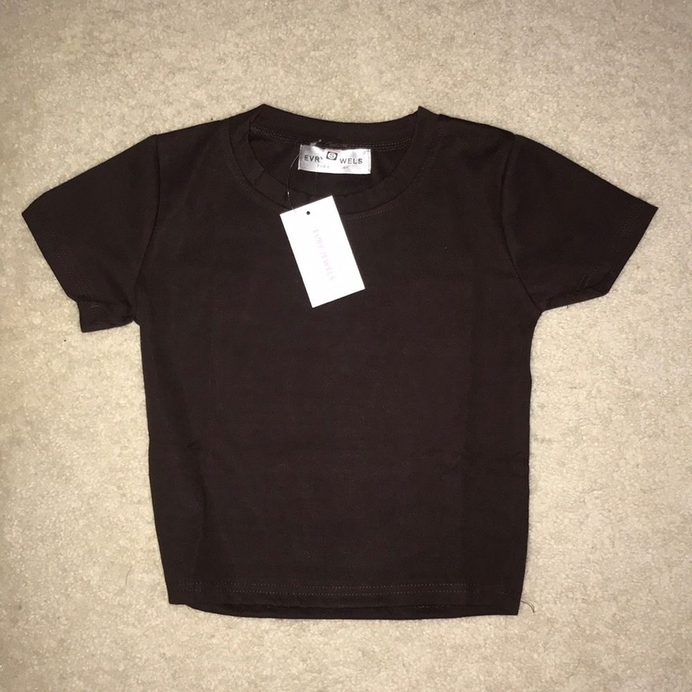 Brown crop tee